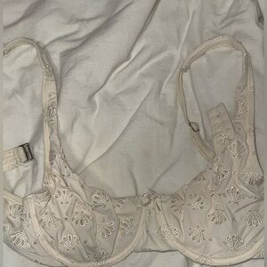 Wild fable underwire bikini top